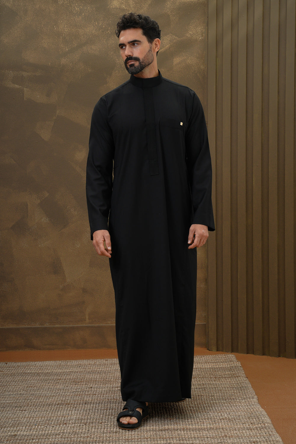 Black Herringbone Thobe