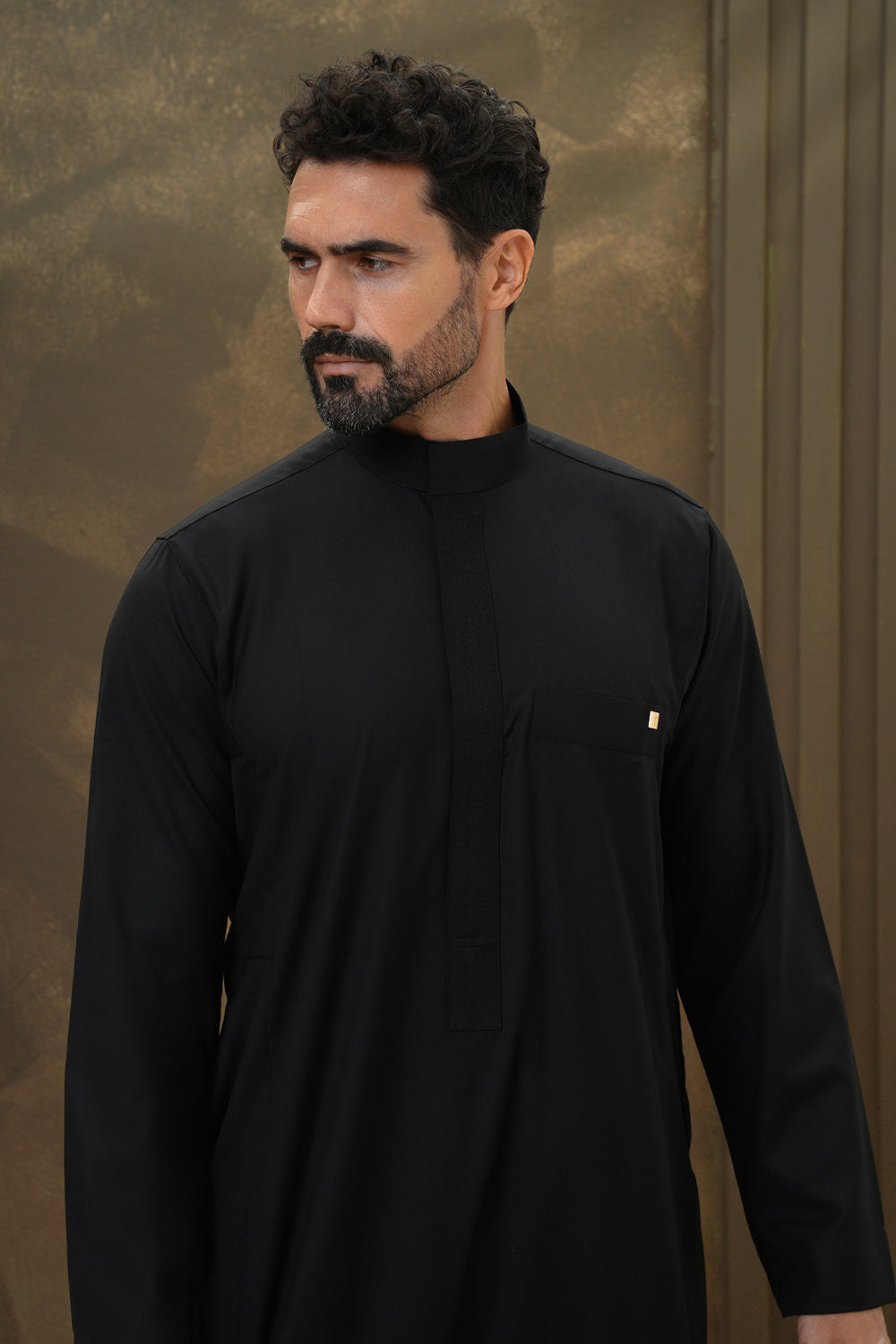 Black Herringbone Thobe