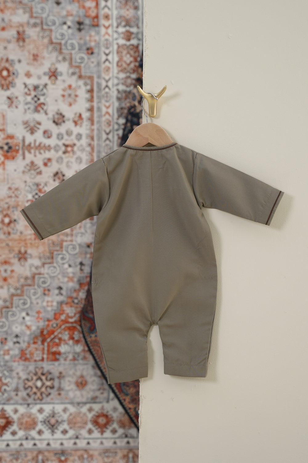 Omani Walnut Baby Thobe