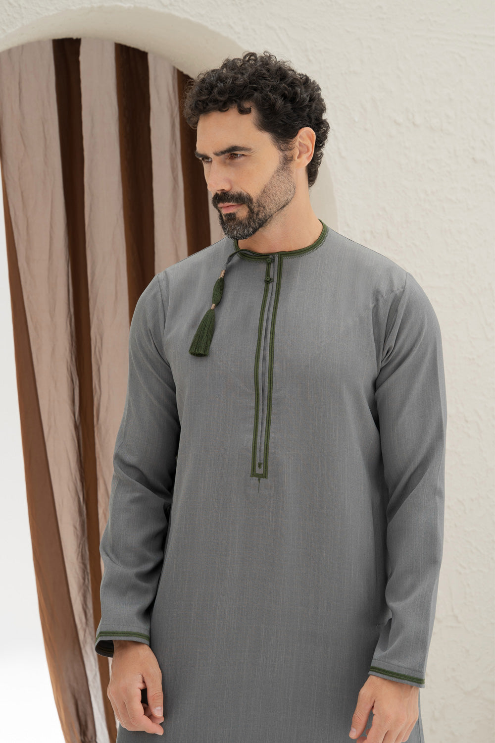 Omani Grey Thobe