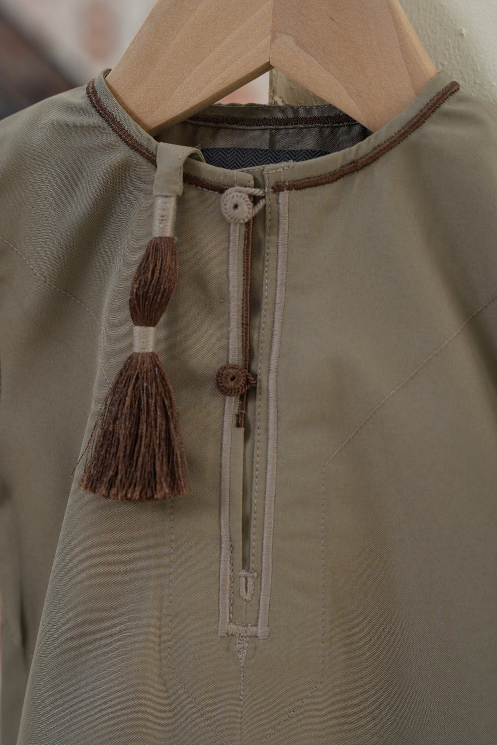 Omani Walnut Baby Thobe
