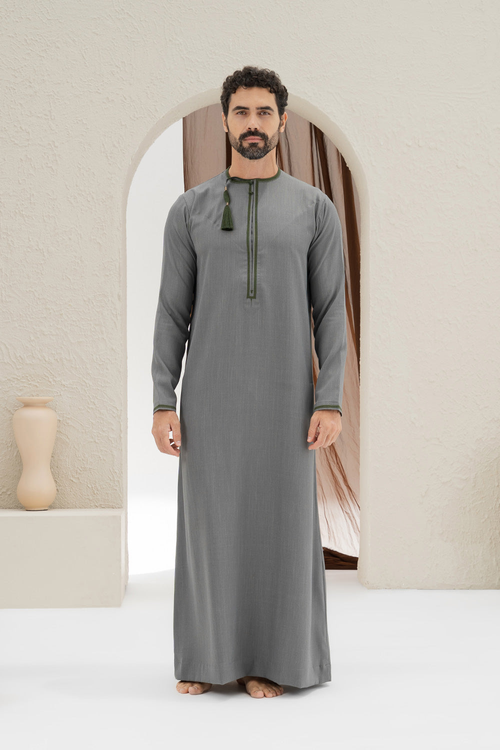 Omani Grey Thobe
